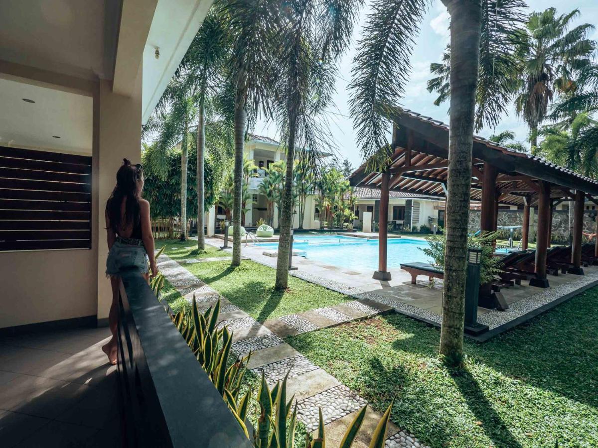 Sunrise Resort Batukaras Exterior foto